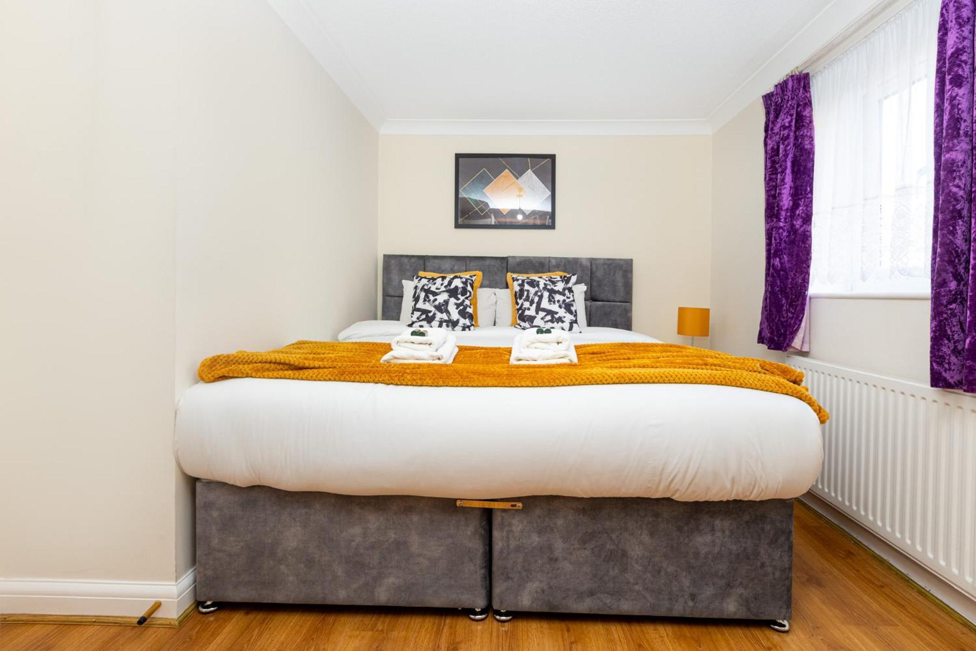 Charming 1Br Flat, Canning Town, Excel, City Hall Londen Buitenkant foto